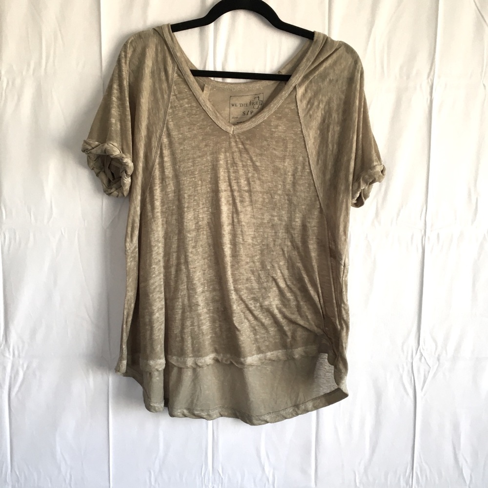 Free People Lightweight Scrunched Sleeve Short Sleeve V Neck T-shirt. Oversized